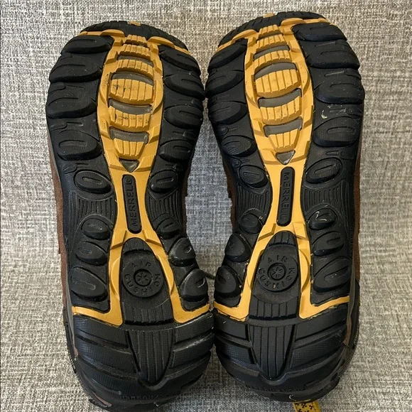Merrell Men's Brown Hiking Boots with Yellow Accents - Picture 13 of 16